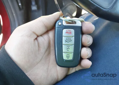 2014 Hyundai Sonata Hybrid Limited from USA, damaged, VIN KMHEC4A45EA104955